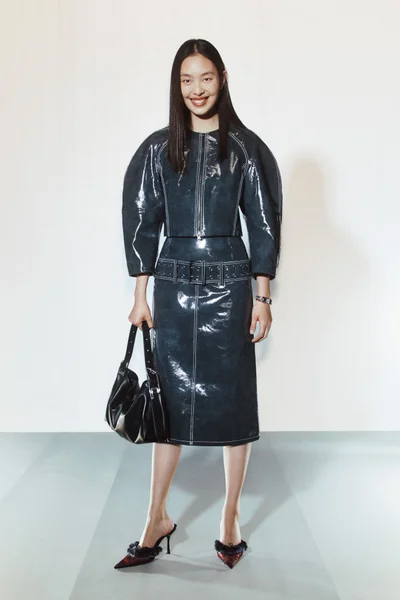 Look 3
